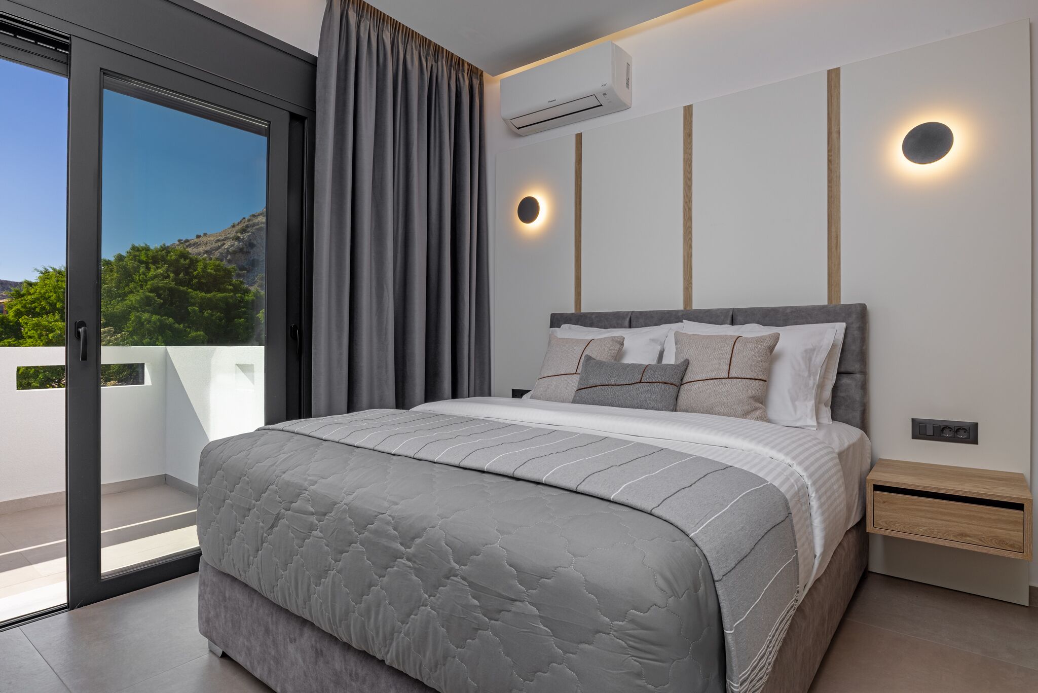 奢华别墅, 4 间卧室, 泳池景观 | 客房内保险箱、遮光窗帘、隔音、免费 WiFi