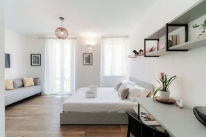 Ferros/tábuas de passar roupa, Wi-Fi, roupa de cama