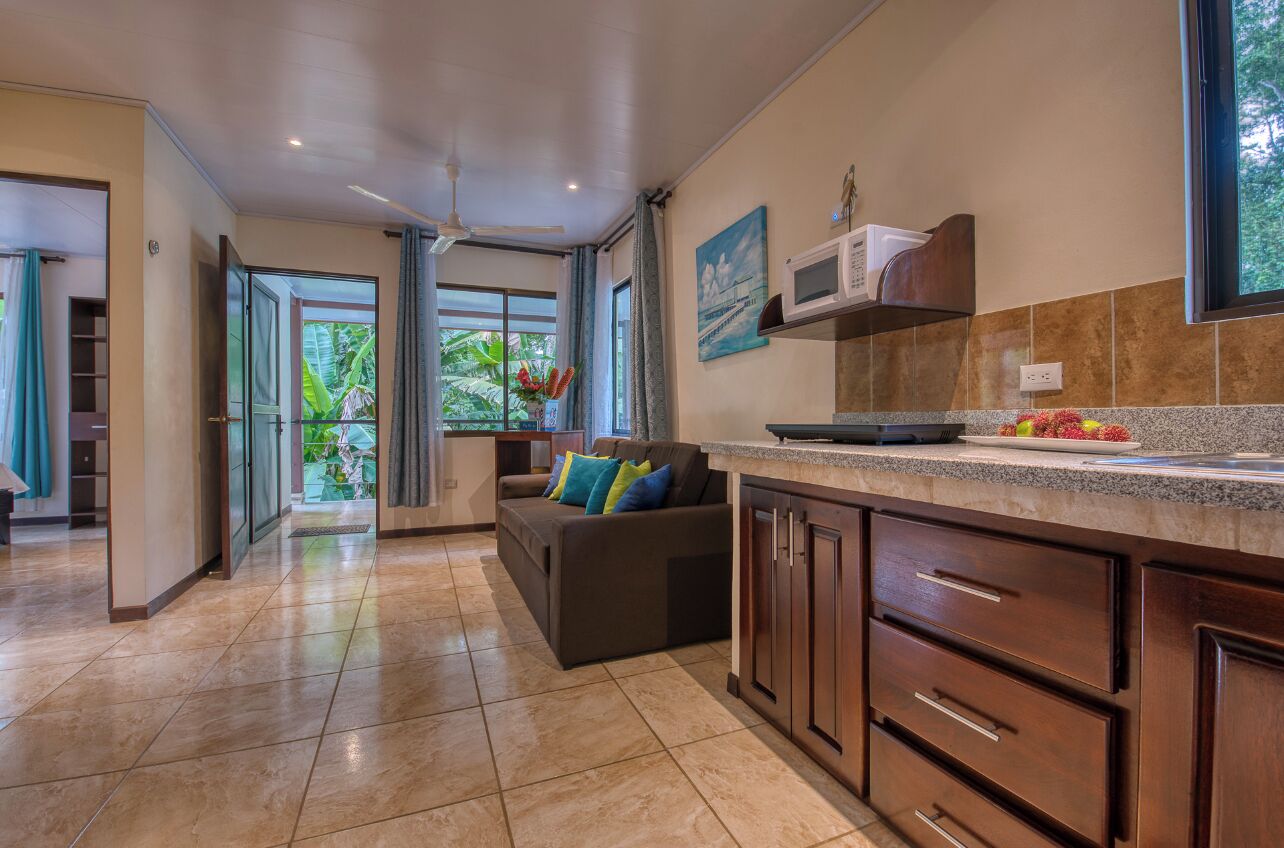 Cabin, 2 Bedrooms, Non Smoking, Pool View | Living area | Smart TV