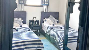 Acesso à internet, roupa de cama