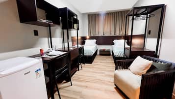 Desk, laptop workspace, free WiFi