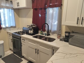 Private kitchen - Perfect 2-bedroom house in Bethany Dist, St. Elizabeth for your hide-away stay. (Watchwell P.O.)