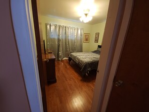 Desk, free WiFi, bed sheets