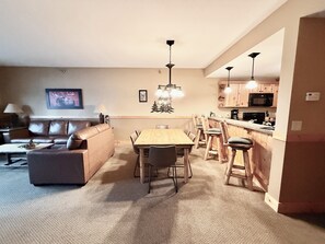 Dining - NEWLY LISTED Condo on Lake Superior~Balcony, Kitchen, Pool, Hot Tub, Sauna (Two Harbors)
