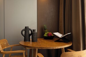 Blackout drapes, soundproofing, iron/ironing board, free WiFi