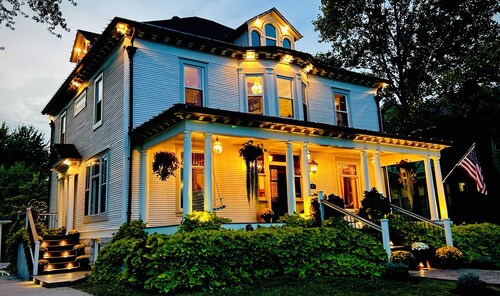 Stunning Historic remodel with modern amenities perfect for special gatherings!