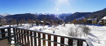 100m from ski slopes, swimming pool, sauna, ski locker, 37m², Ax-Les-Thermes