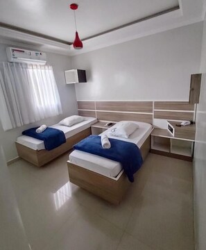 Camera Standard con 2 letti singoli | Wi-Fi gratuito