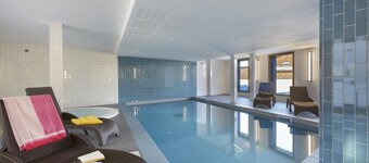 Ski lifts base, fitness, swimming pool, sauna, hammam, balcony, tv, ski locker, 61m², Les 2 Alpes