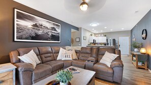 Smart TV - Wow Views! Robin’s Resort-Unit 232•3BR•2 Pools•Boat Slip (Osage Beach)