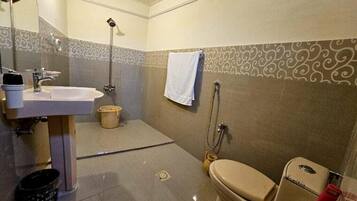 Habitación Deluxe doble, vistas a la montaña | Baño