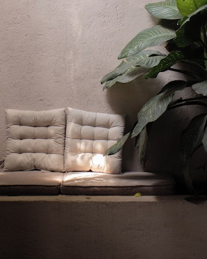 Deluxe Room, Courtyard View | Egyptian cotton sheets, premium bedding, down duvets, in-room safe - Hotel C. Andreu (San Miguel de Allende)