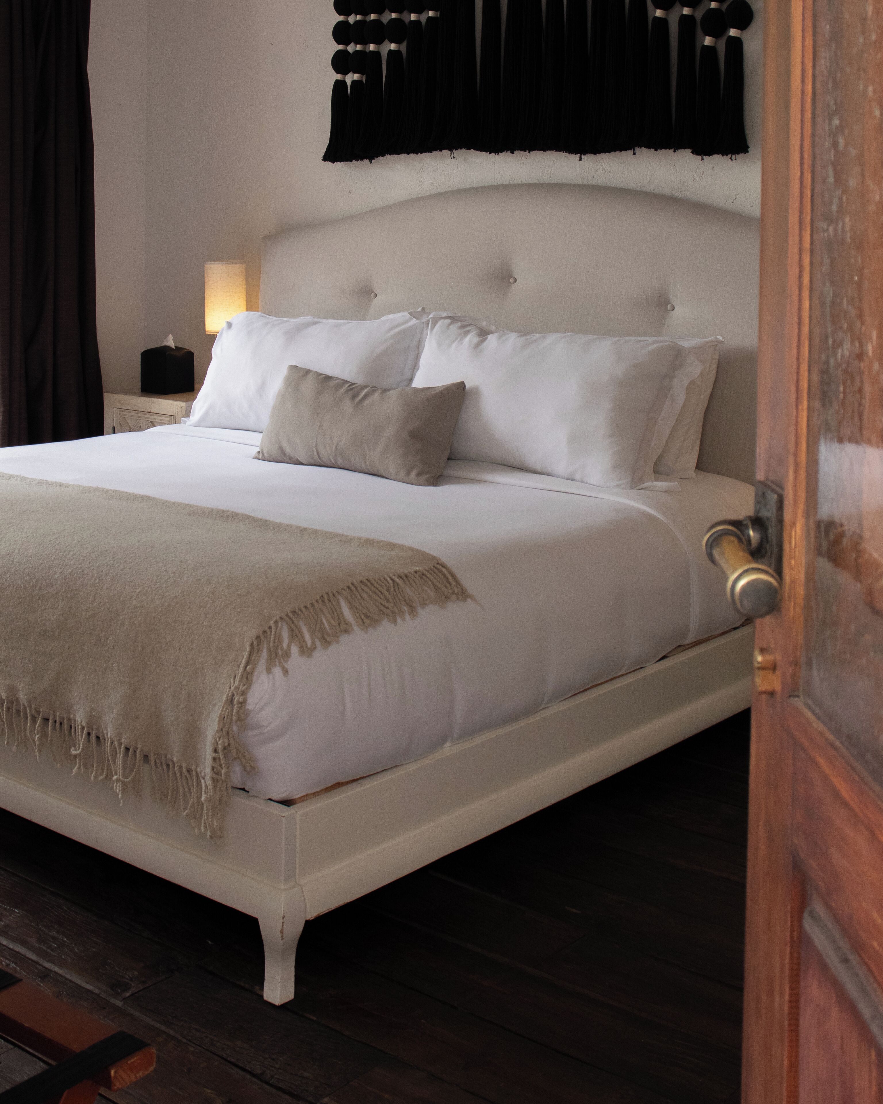 Deluxe Room, Courtyard View | Egyptian cotton sheets, premium bedding, down comforters, in-room safe