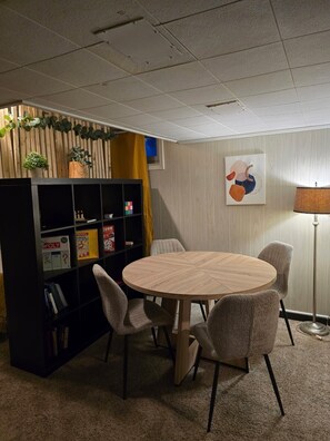 Dining - Cozy 1-bedroom apartment in charming Louisville- Level 1 (Louisville)