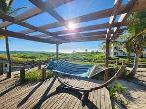 Property grounds - Northwest Nirvana-Gorgeous & serene. New renovation & listing.  Special pricing! (Providenciales)