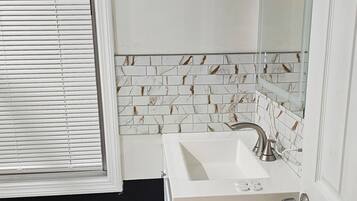 Towels, soap, shampoo, toilet paper