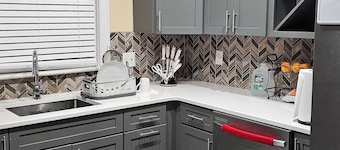 Fabulous 2-bedroom apartment in Lynn perfect for your getaway