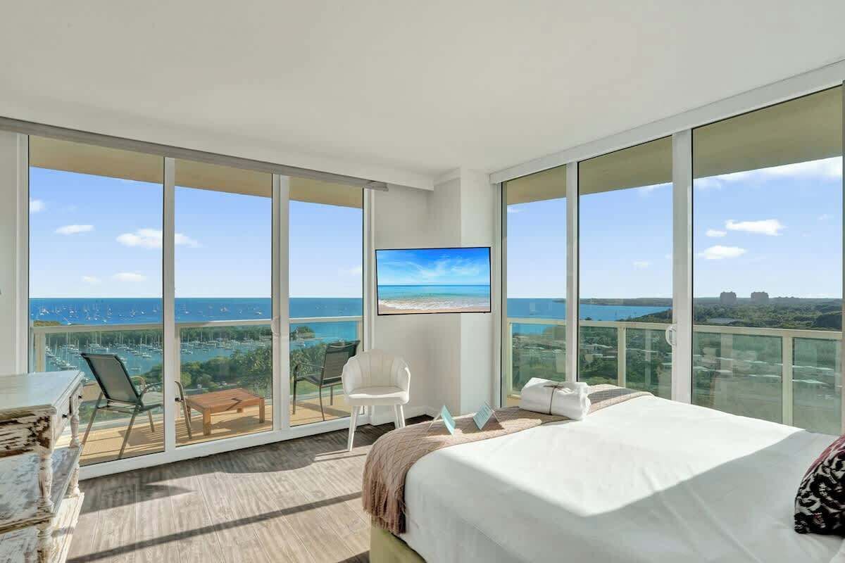 1 bedroom, iron/ironing board, travel crib, WiFi