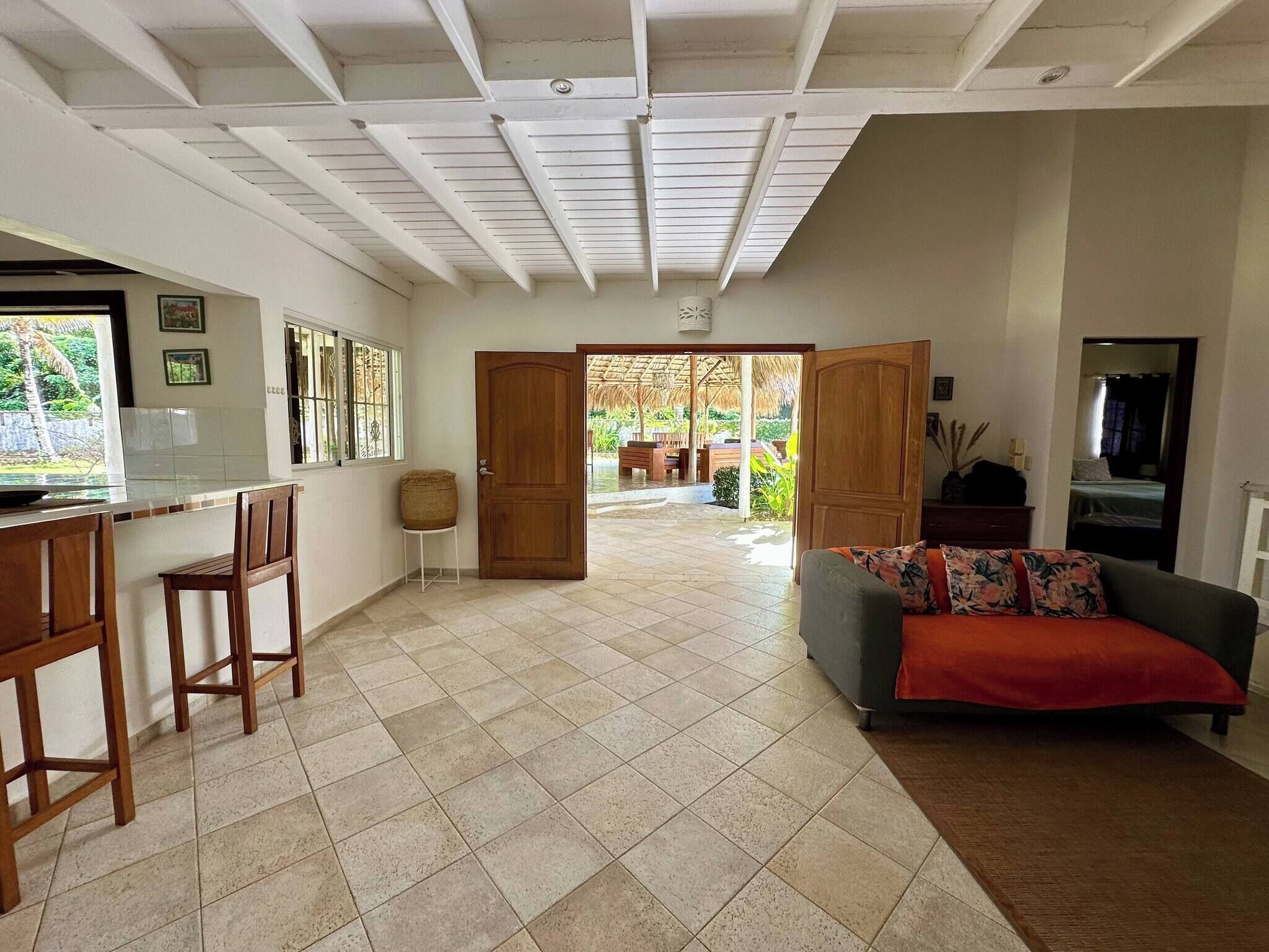 Villa, 4 habitaciones, para fumadores, alberca privada | Interior