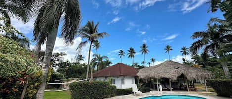Piscine extérieure