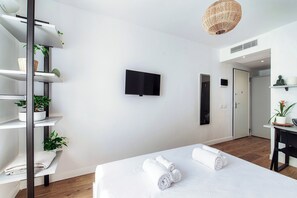 Iron/ironing board, WiFi, bed sheets - Batèl House 6 (Como)