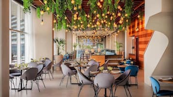 تناول الطعام