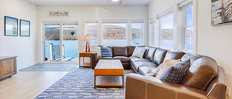 リビング エリア