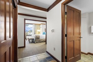 Desk, iron/ironing board, travel cot, Internet - Ski-In/Ski-Out! Valley-View Unit w/ Resort Perks! (Olympic Valley)