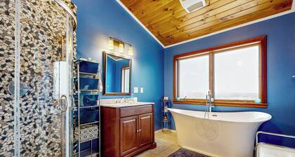 Chautauqua Lake Views! Bemus Point Getaway