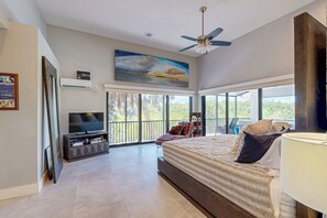 Iron/ironing board, Internet, bed sheets