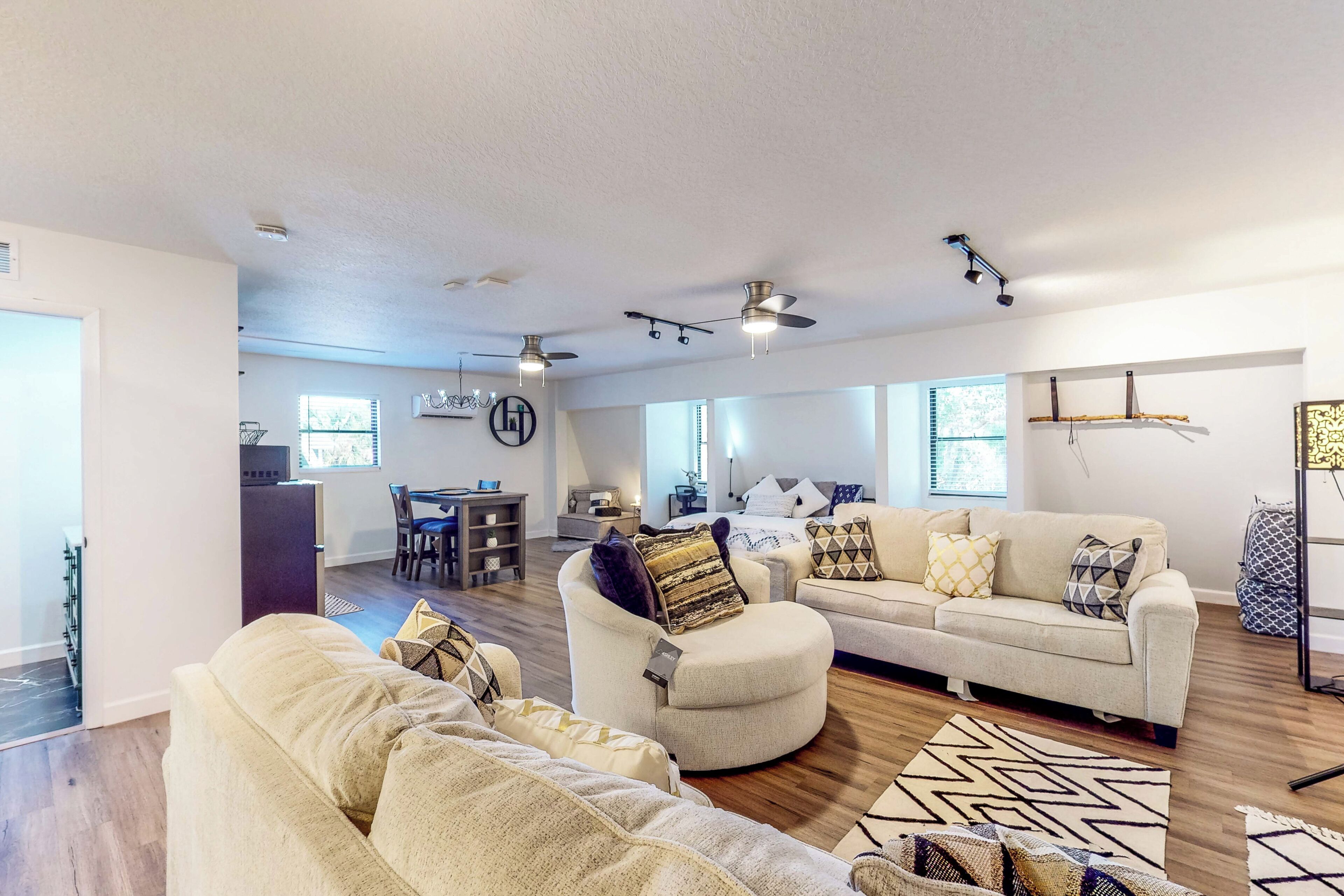 Dog-friendly Apt W/ Fenced Yard In Winter Park - Winter Park, FL