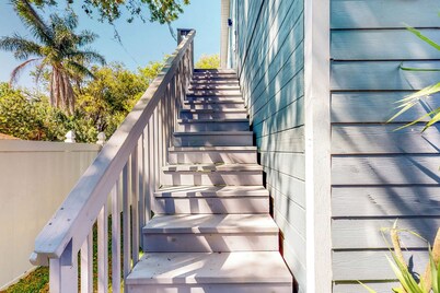 Dog-Friendly Apt w/ Fenced Yard in Winter Park