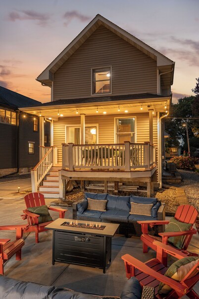 NEW! The Gopher House! Minutes to Campus & Downtown w/ Gym, Sauna, & Game Room