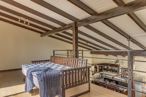 Interior - Placencia Lagoon: 2BR Waterfront Rental (Placencia)