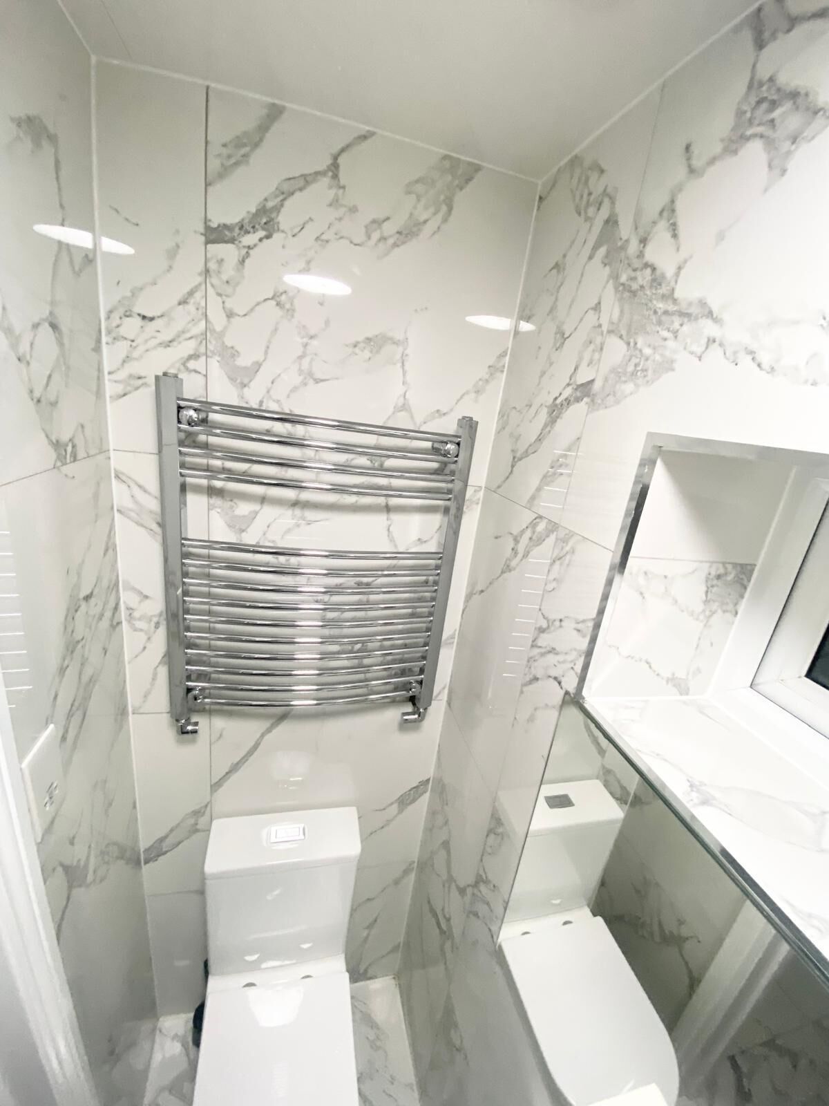 淋浴设施、吹风机、毛巾、肥皂