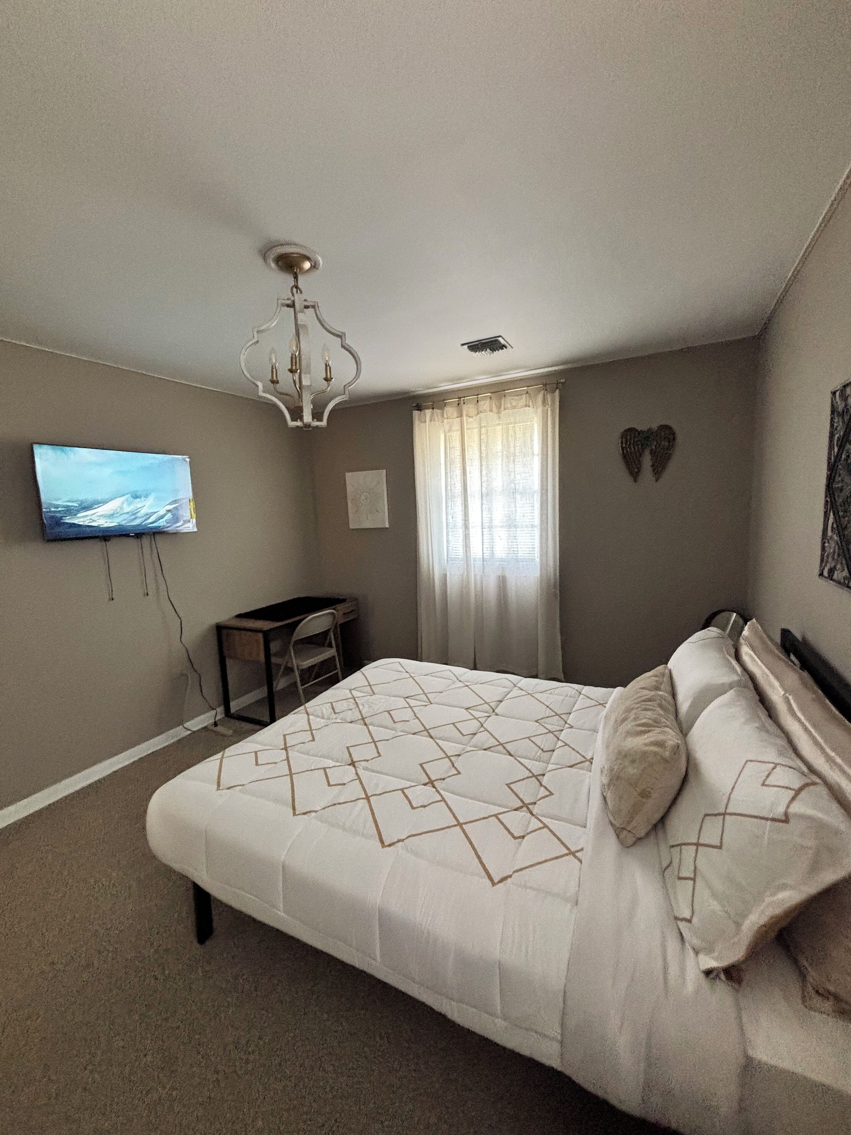 3 室のベッドルーム、WiFi (無料)、ベッドシーツ、車椅子でアクセスできる設備