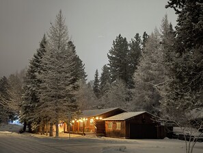 Exterior - Charming Miller Cabin in McCall! Sauna, utilities, snow removal, pet friendly! (McCall)