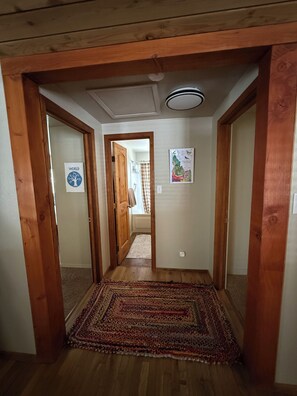 Interior - Charming Miller Cabin in McCall! Sauna, utilities, snow removal, pet friendly! (McCall)