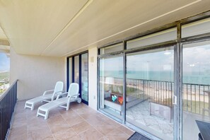 Property grounds - 2BR w/ Stunning Gulf Views: Suntide III - Unit 902 (South Padre Island)