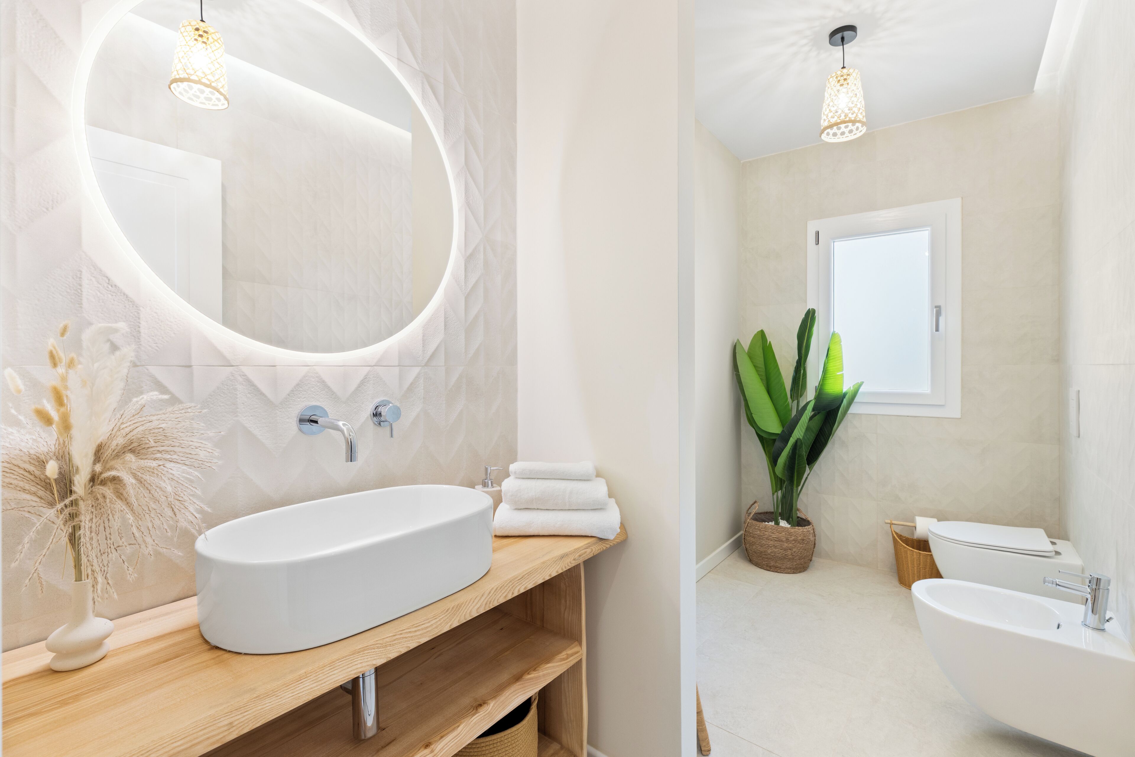 Dusche, Haartrockner, Bidet, Handtücher