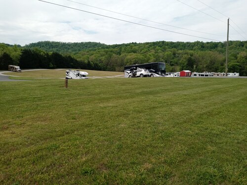 Peaceful 2-bedroom campground perfect for relaxing stays in Woodbury