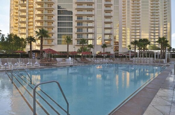 Deluxe Studio, City View | Pool | 4 outdoor pools - MGM Signature - Strip view suite (Las Vegas)