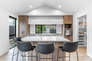 Private kitchen - New Townhouse on Clyde Street (Winton)