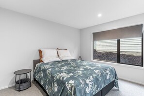 Room - New Townhouse on Clyde Street (Winton)