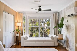 4 Schlafzimmer, Bügeleisen/Bügelbrett, Reisekinderbett, kostenloses WLAN