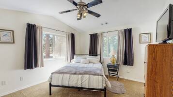 Internet, bed sheets, wheelchair access