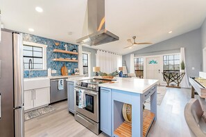 Fridge, microwave, stovetop, dishwasher - Walk to Beach! Updated Home in South Padre Island (South Padre Island)