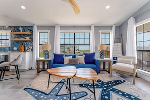 TV - Walk to Beach! Updated Home in South Padre Island (South Padre Island)