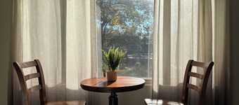 2-bedroom home  in Sacramento downtown with free easy parking