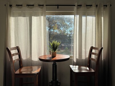 2-bedroom home  in Sacramento downtown with free easy parking